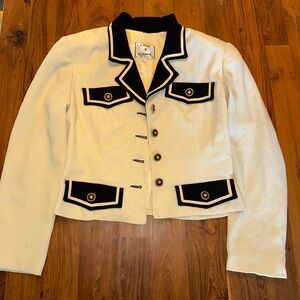 Cline & Kolarel White and Black Women's Blazer Jacket Size 6.